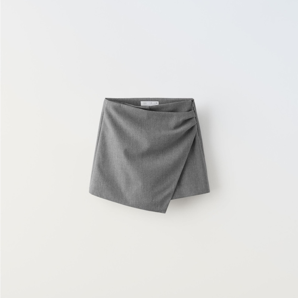 Zara Kids girl Gray Asymmetrical Wrap Mini Skorts